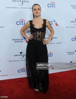 Tove Lo feet photo thumbnail