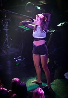 Tove Lo feet photo thumbnail