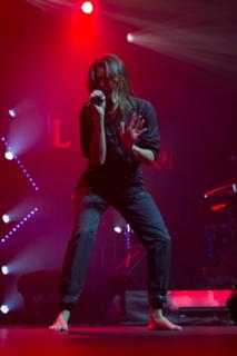 Tove Lo feet photo thumbnail