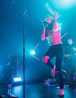 Tove Lo feet photo thumbnail