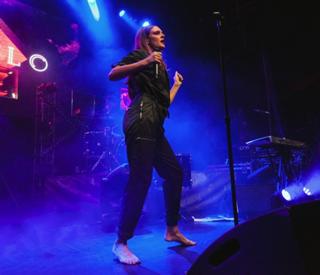 Tove Lo feet photo thumbnail