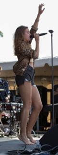 Tove Lo feet photo thumbnail