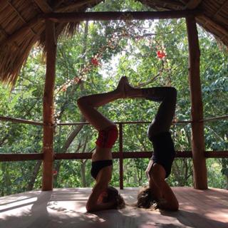 Tove Lo feet photo thumbnail