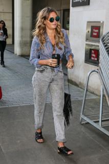 Tove Lo feet photo thumbnail