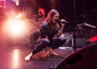 Tove Lo feet photo thumbnail