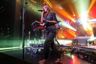 Tove Lo feet photo thumbnail