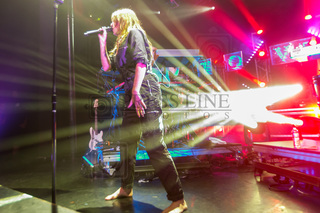 Tove Lo feet photo thumbnail