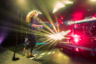 Tove Lo feet photo thumbnail