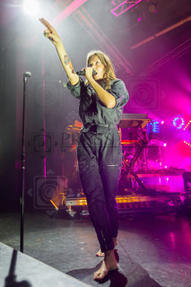 Tove Lo feet photo thumbnail