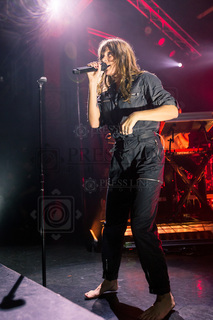 Tove Lo feet photo thumbnail