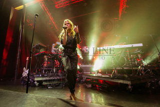 Tove Lo feet photo thumbnail