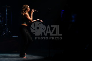 Tove Lo feet photo thumbnail