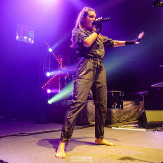 Tove Lo feet photo thumbnail