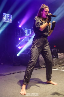 Tove Lo feet photo thumbnail