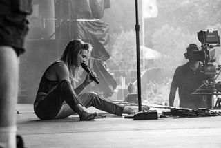 Tove Lo feet photo thumbnail