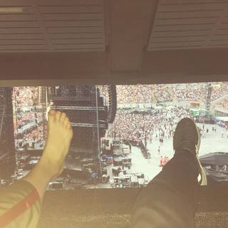 Tove Lo feet photo thumbnail