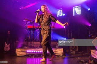 Tove Lo feet photo thumbnail