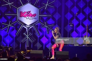 Tove Lo feet photo thumbnail