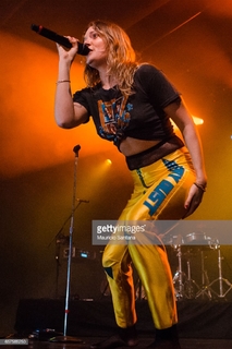 Tove Lo feet photo thumbnail