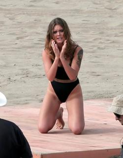 Tove Lo feet photo thumbnail