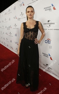 Tove Lo feet photo thumbnail