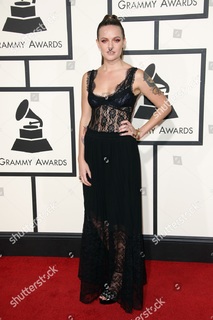 Tove Lo feet photo thumbnail