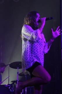 Tove Lo feet photo thumbnail