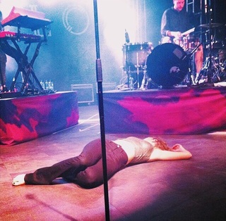 Tove Lo feet photo thumbnail