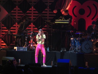 Tove Lo feet photo thumbnail