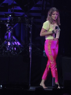 Tove Lo feet photo thumbnail