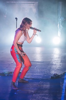 Tove Lo feet photo thumbnail