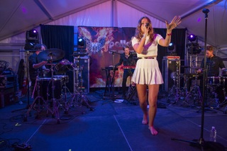 Tove Lo feet photo thumbnail
