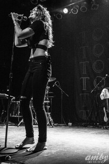 Tove Lo feet photo thumbnail