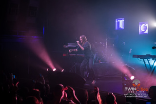 Tove Lo feet photo thumbnail