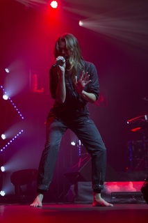 Tove Lo feet photo thumbnail