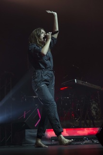 Tove Lo feet photo thumbnail