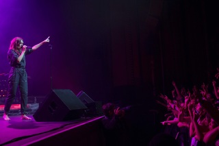 Tove Lo feet photo thumbnail