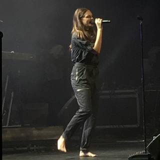 Tove Lo feet photo thumbnail