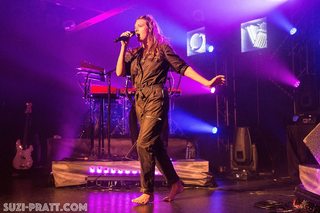 Tove Lo feet photo thumbnail