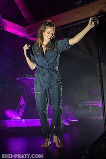 Tove Lo feet photo thumbnail