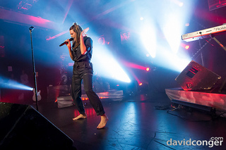 Tove Lo feet photo thumbnail