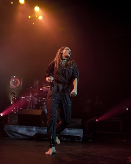 Tove Lo feet photo thumbnail