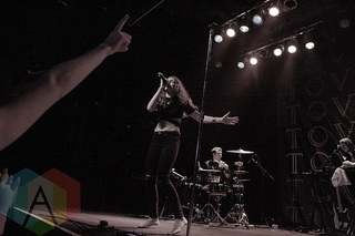 Tove Lo feet photo thumbnail