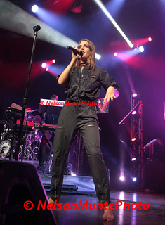 Tove Lo feet photo thumbnail