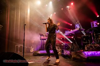 Tove Lo feet photo thumbnail