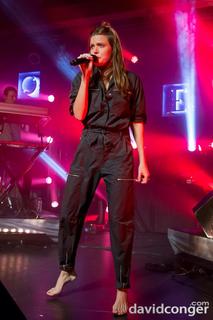 Tove Lo feet photo thumbnail