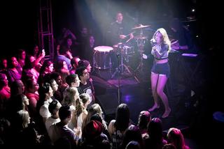 Tove Lo feet photo thumbnail