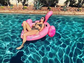 Tove Lo feet photo thumbnail