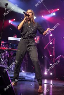 Tove Lo feet photo thumbnail