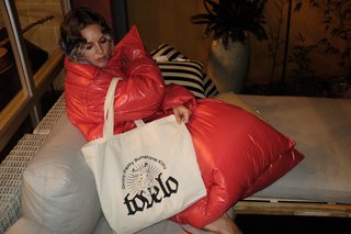 Tove Lo feet photo thumbnail